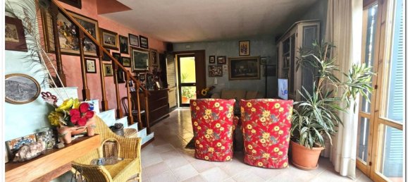 3 غرف نوم بانتهاوس في Livorno, Italy رقم 90219 7