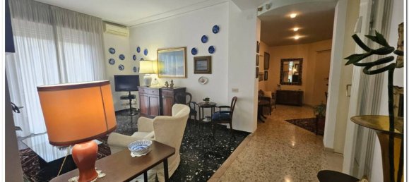 3 غرف نوم بانتهاوس في Livorno, Italy رقم 90219 10