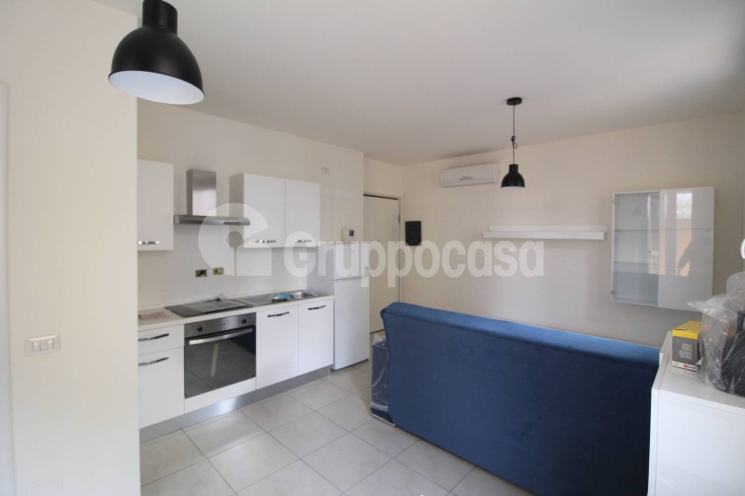 Квартира с 1 спальней в Милан, Италия № 392800