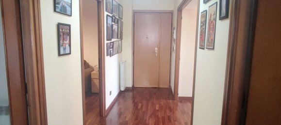 Квартира с 3 спальнями в Рим, Италия № 378119 3