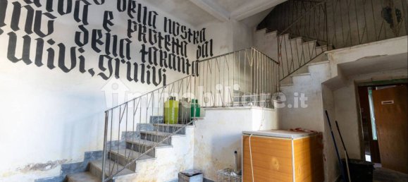  بناية في Lizzano, Italy 470متر مربع رقم 297950 6