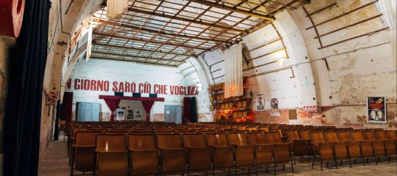  بناية في Lizzano, Italy 470متر مربع رقم 297950 4