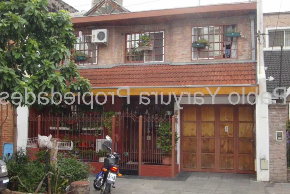 3 bedrooms Apartment in Tres de Febrero, Argentina No. 2566