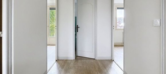 3 bedrooms House in Angers, France No. 310084 6