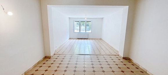 3 bedrooms House in Angers, France No. 310084 5