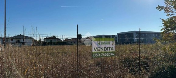 Grundstück in Palazzolo sull'Oglio, Italy 2374m², Nr. 127497 10