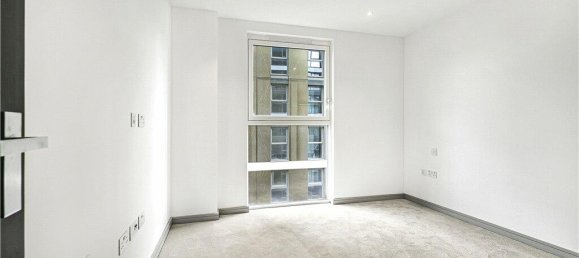 1 Schlafzimmer Wohnung in Surrey, United Kingdom, Nr. 8582 10