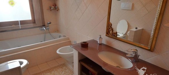 8 rooms Villa in Livorno, Italy No. 85158 28