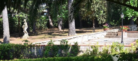 8 rooms Villa in Livorno, Italy No. 85158 7