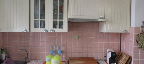 3 rooms Apartment in Viareggio, Italy No. 110803 4