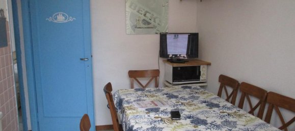 3 rooms Apartment in Viareggio, Italy No. 110803 6