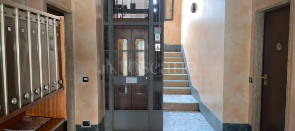 1-salle Propriété commerciale à Milan, Italy No. 269100 4