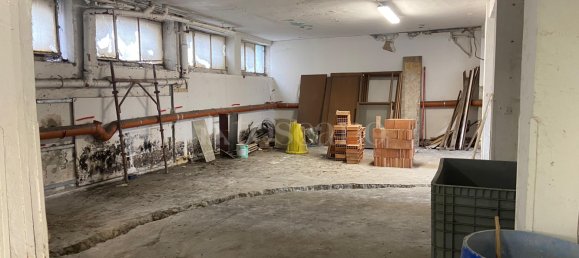 1-salle Propriété commerciale à Milan, Italy No. 269100 17