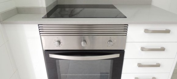 1 bedroom Apartment in Lisbon, Portugal No. 151933 4