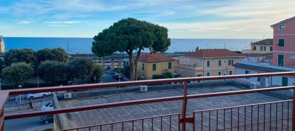 2 bedrooms Apartment in Pietra Ligure, Italy No. 259670 3