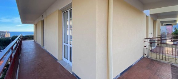 2 bedrooms Apartment in Pietra Ligure, Italy No. 259670 5