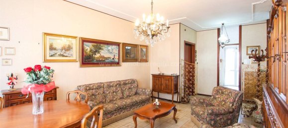 Apartamento de 2 dormitorios en Novara, Italy No. 292619 2