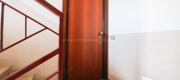 Apartamento de 2 dormitorios en Novara, Italy No. 292619 20