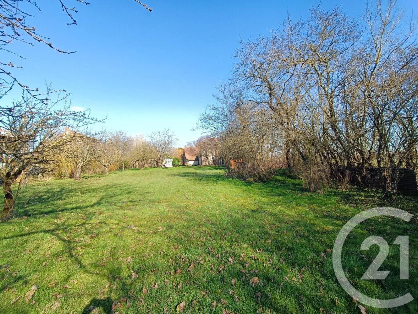 Casa T5 em Lourouer-Saint-Laurent, France N.º 103855