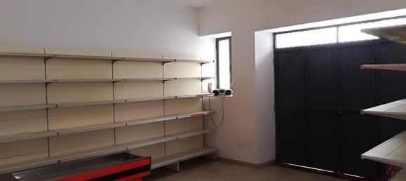 Propiedad comercial de 1 habitación en Lentini, Italy No. 51795 3