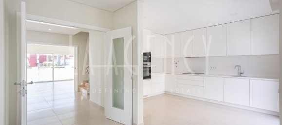3 Schlafzimmer Villa in Ferragudo, Portugal, Nr. 119315 7