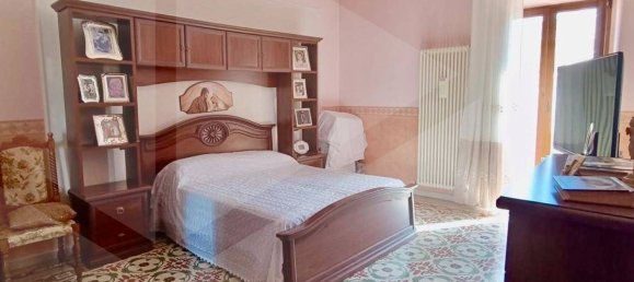 6-Zimmer Haus in San Giovanni Rotondo, Italy, Nr. 18852 8