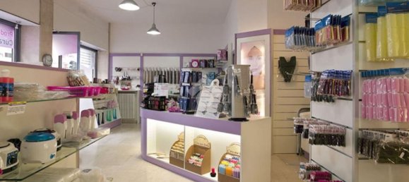 290m² Commercial property in Scandicci, Italy No. 40058 14