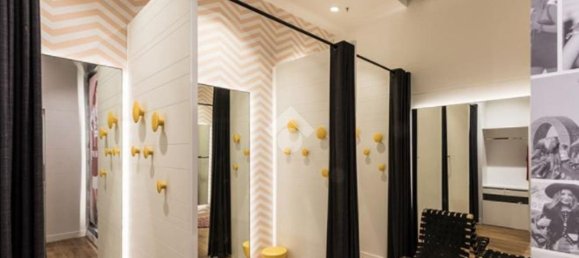 290m² Commercial property in Scandicci, Italy No. 40058 15