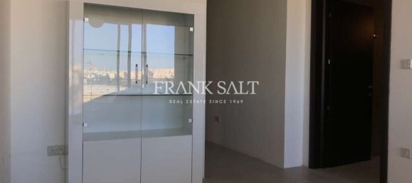 3 chambres Appartement à Mtarfa, Malta No. 9161 4