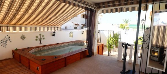 Villa T3 em La Zenia, Spain N.º 178179 3