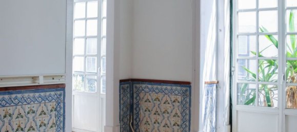 1287m² Building in Lisbon, Portugal No. 59183 5