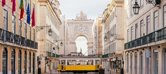1287m² Building in Lisbon, Portugal No. 59183 12