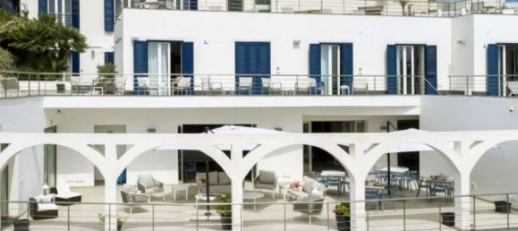 Gewerbliche Immobilie in Ustica, Italy 1150m², Nr. 325418 3