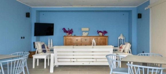 Gewerbliche Immobilie in Ustica, Italy 1150m², Nr. 325418 9