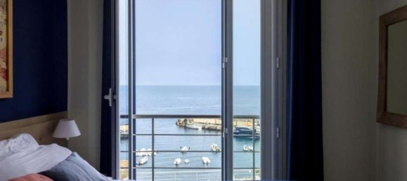 Gewerbliche Immobilie in Ustica, Italy 1150m², Nr. 325418 12