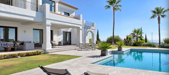 6 bedrooms House in Malaga, Spain No. 21052 5