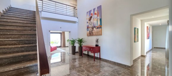 6 bedrooms House in Malaga, Spain No. 21052 10