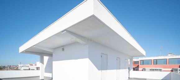 4 bedrooms Apartment in Cascais, Portugal No. 104464 25