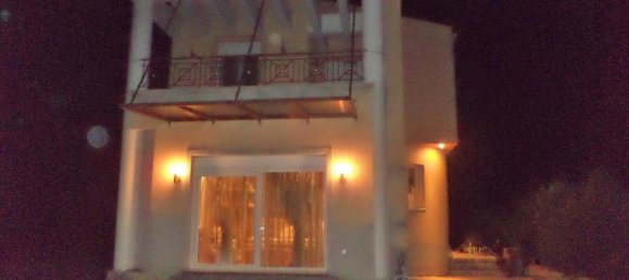 181m² Commercial property in Polygyros, Greece No. 8072 2