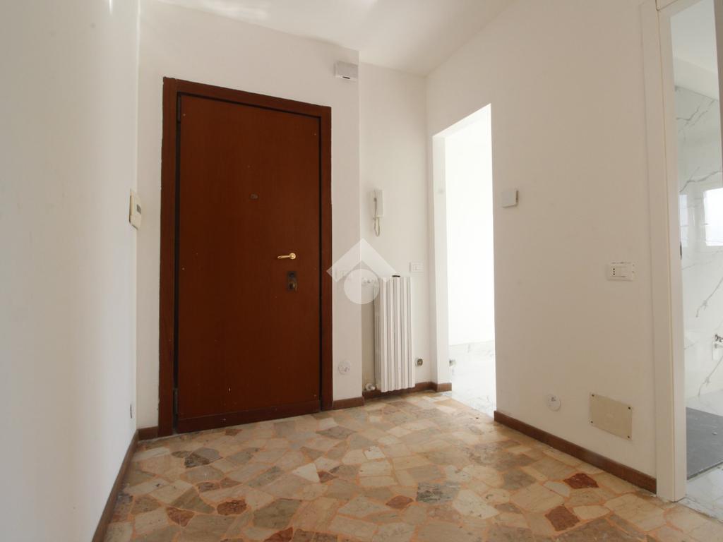 Квартира с 1 спальней в Черро Маджоре, Италия № 61329