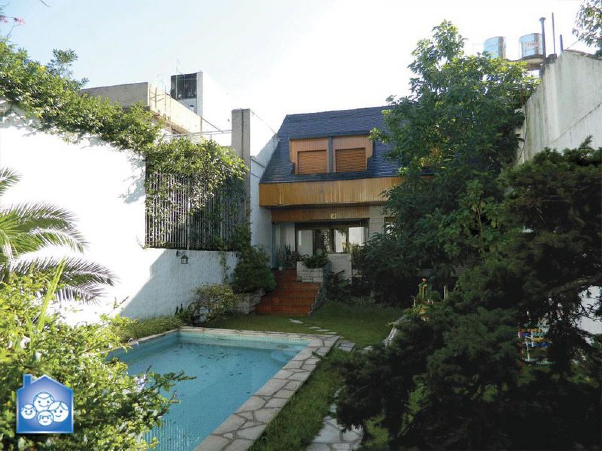 4 bedrooms House in Buenos Aires, Argentina No. 102161
