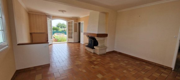 4 bedrooms House in Fleury-les-Aubrais, France No. 244583 4