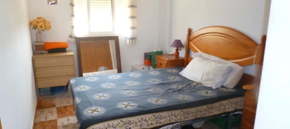 Apartamento de 2 dormitorios en Alicante, Spain No. 174606 3