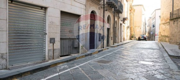 Propiedad comercial de 5 habitaciónes en Enna, Italy No. 55130 18