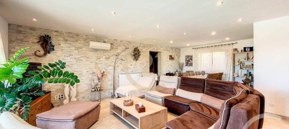 4 bedrooms Villa in Sari-Solenzara, France No. 102887 10