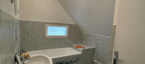 Дом с 2 спальнями в Уаз, Франция № 226334 9