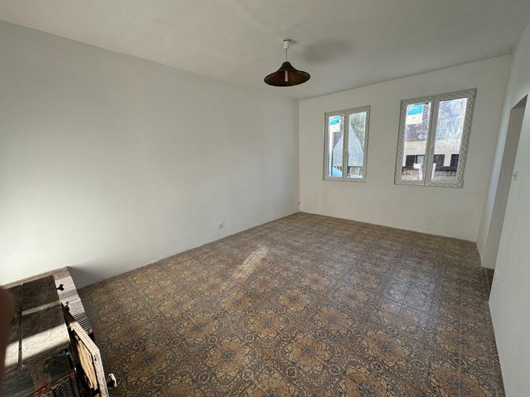 Дом с 2 спальнями в Уаз, Франция № 226334