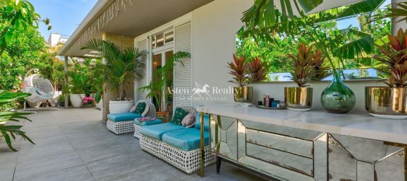 4 bedrooms Villa in Adeje, Spain No. 126316 2