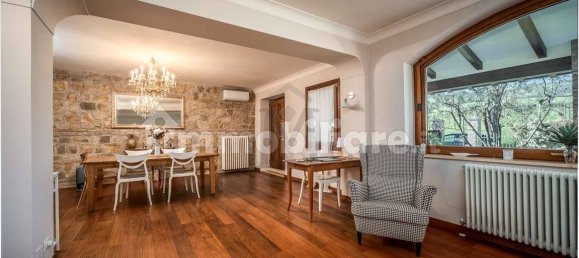 5-Zimmer Gewerbliche Immobilie in Scandiano, Italy, Nr. 309258 6