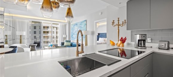 3 غرف نوم عقار تجاري في Miami, الولايات المتحدة رقم 614137 2